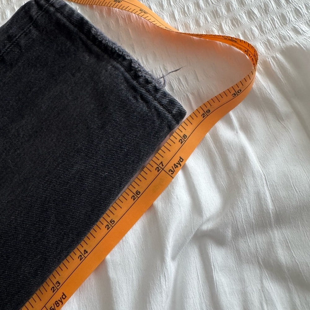 Abercrombie and fitch black “the dad” high rise curve love Jean size 28 (6) - Picture 9 of 11